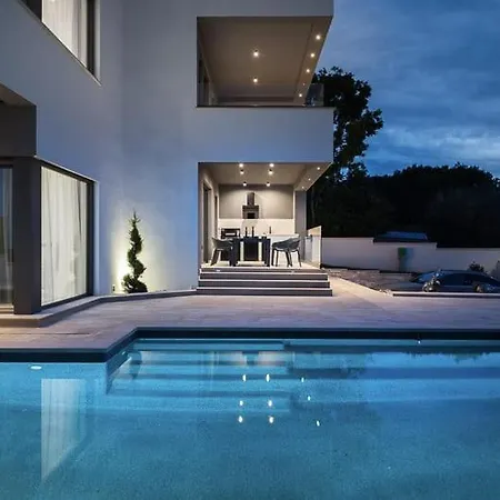 Βίλα Nalani Rakalj