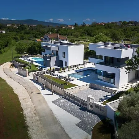 Nalani Villa *