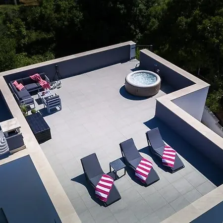 Nalani Villa